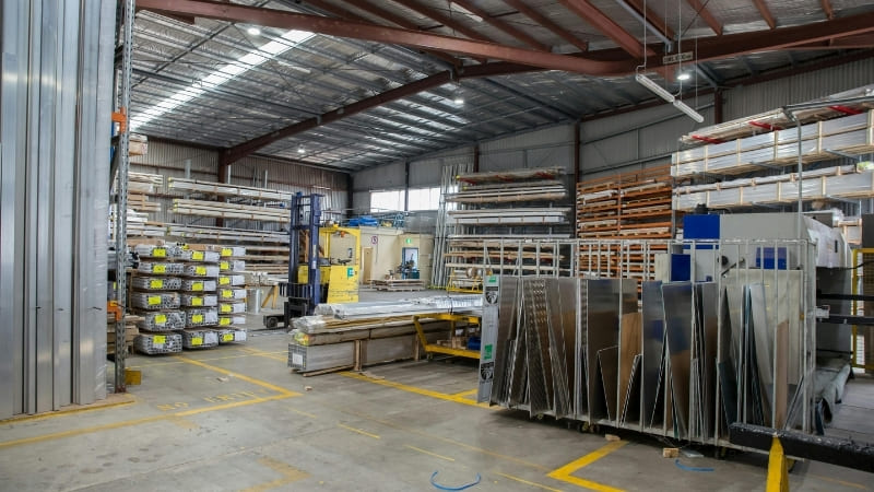 5 Tiêu Chí Lựa Chọn Thiết Bị Công Nghiệp Chất Lượng Cho Doanh Nghiệp