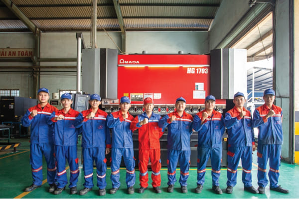 công ngũ công nhân viên